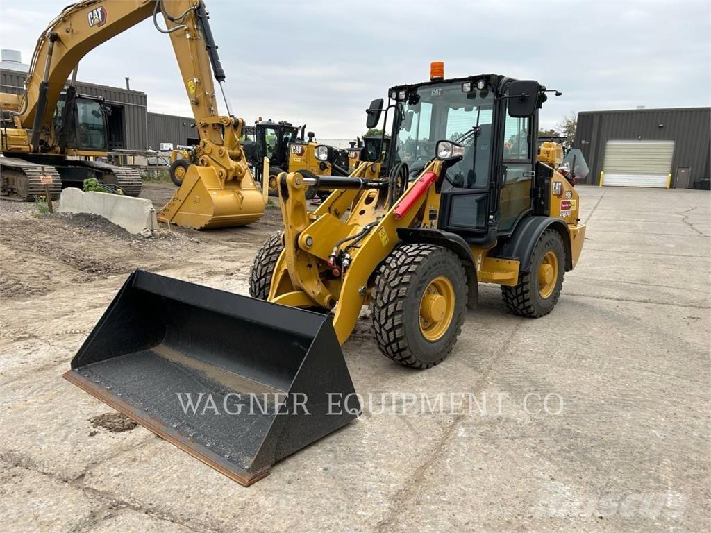 CAT 906 Radlader