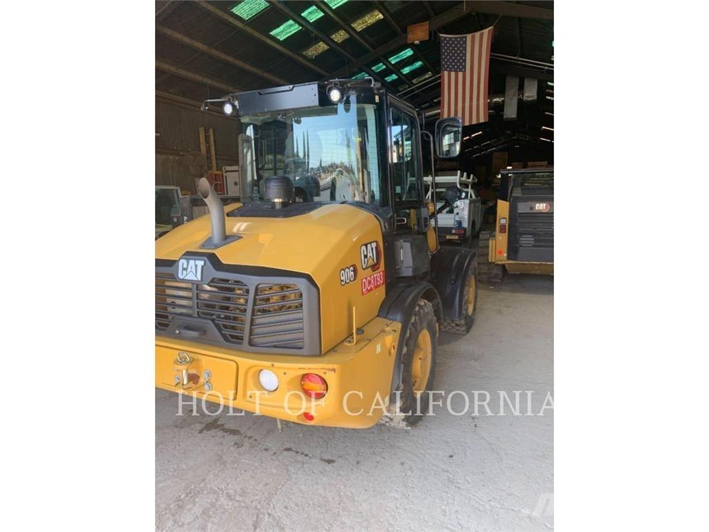 CAT 906 Radlader
