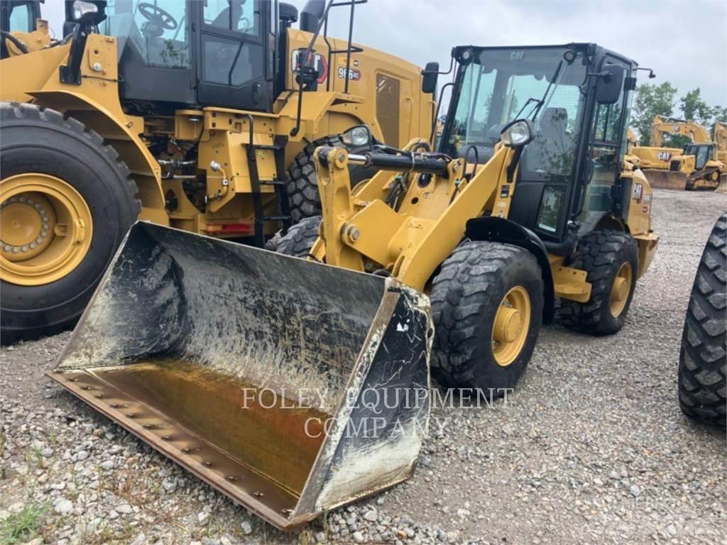 CAT 906M Radlader