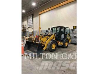 CAT 906M Radlader