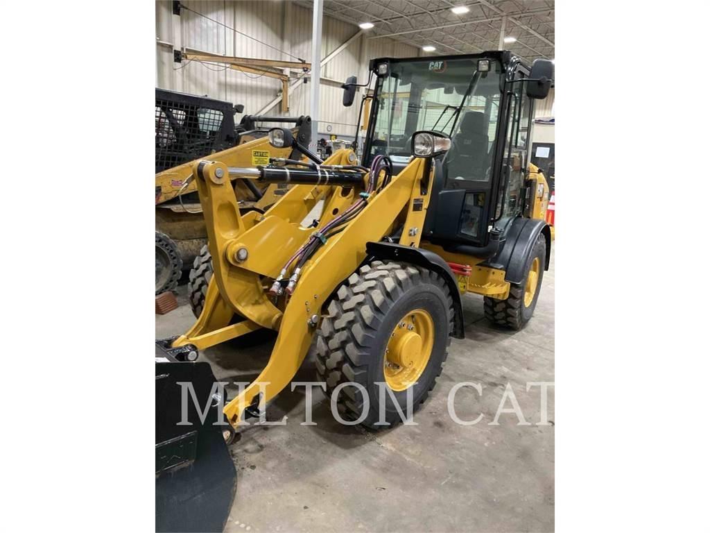 CAT 906M Radlader