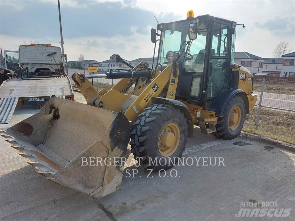 CAT 906M Radlader