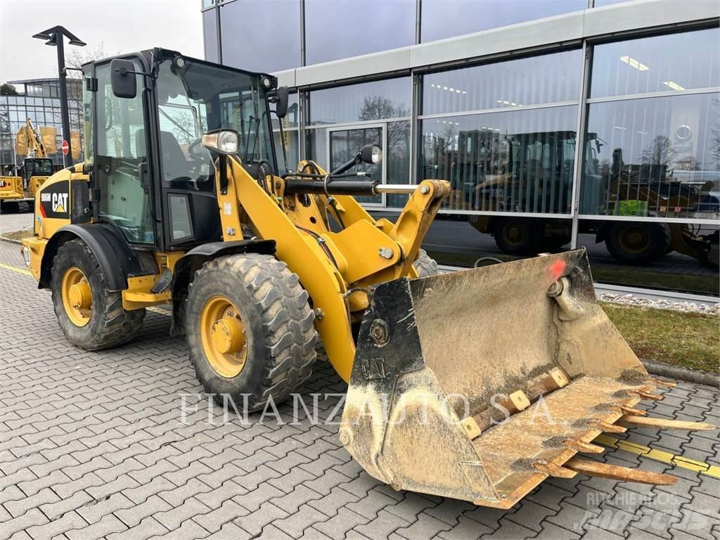 CAT 906M Radlader