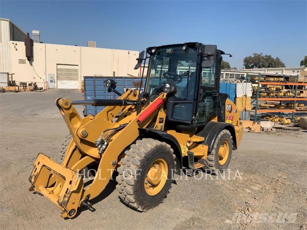 CAT 907 Radlader