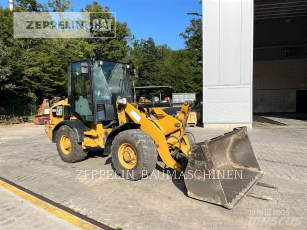 CAT 907M Radlader