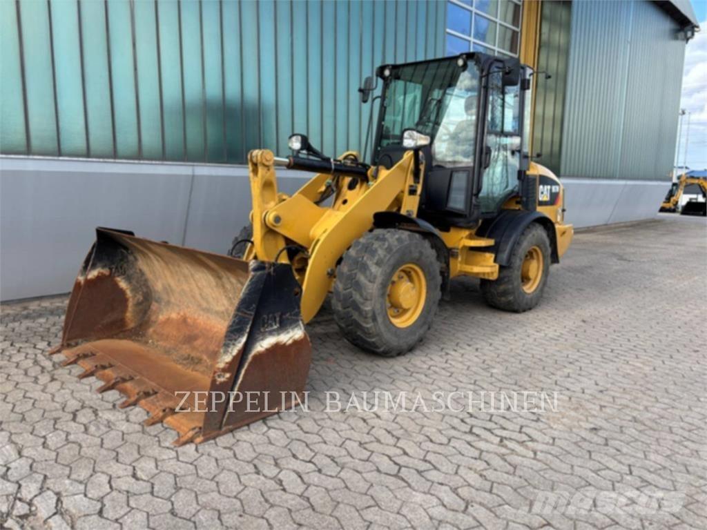 CAT 907M Radlader