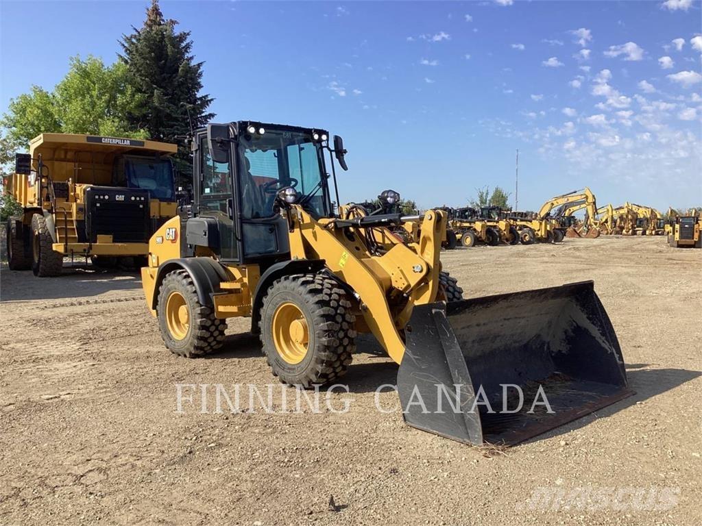 CAT 908 Radlader