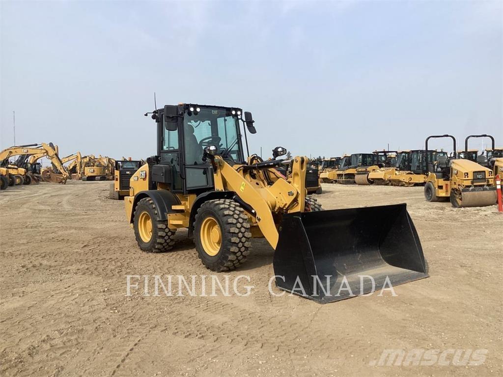 CAT 908 Radlader