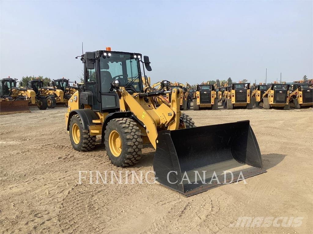 CAT 908 Radlader