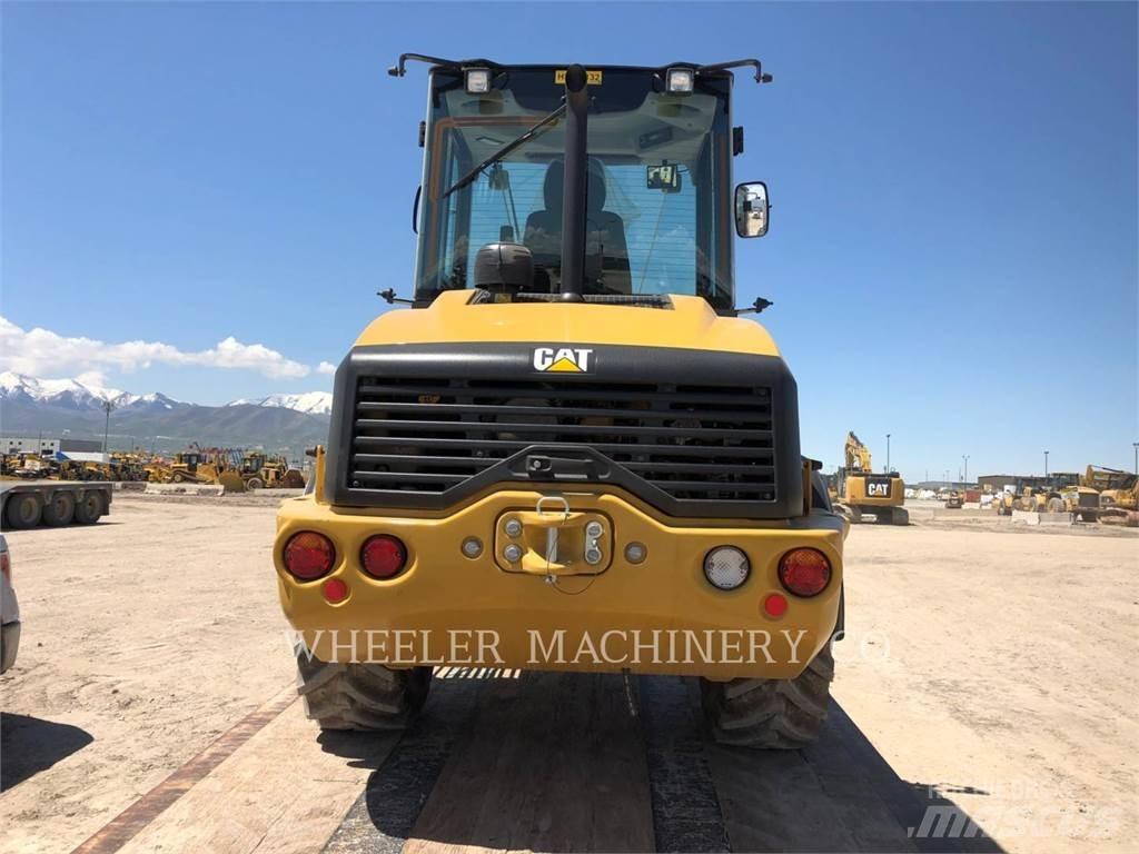 CAT 908M Radlader