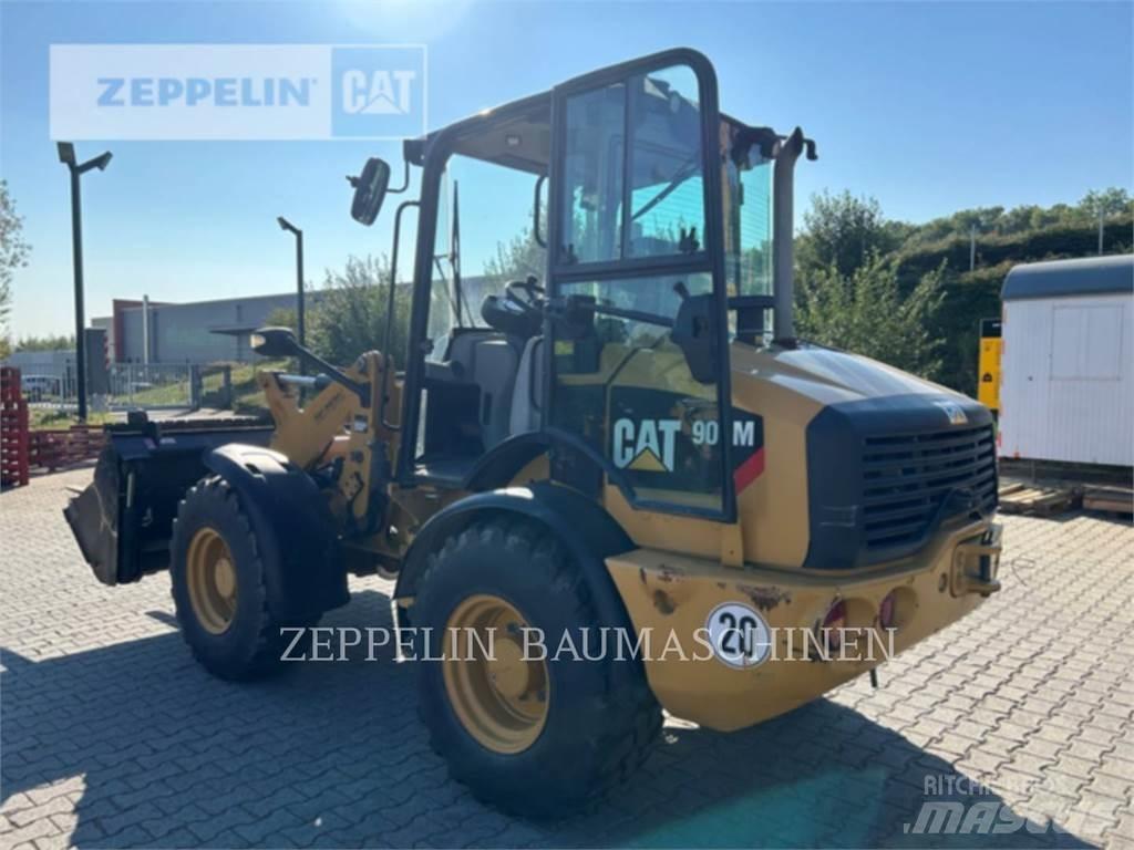 CAT 908M Radlader