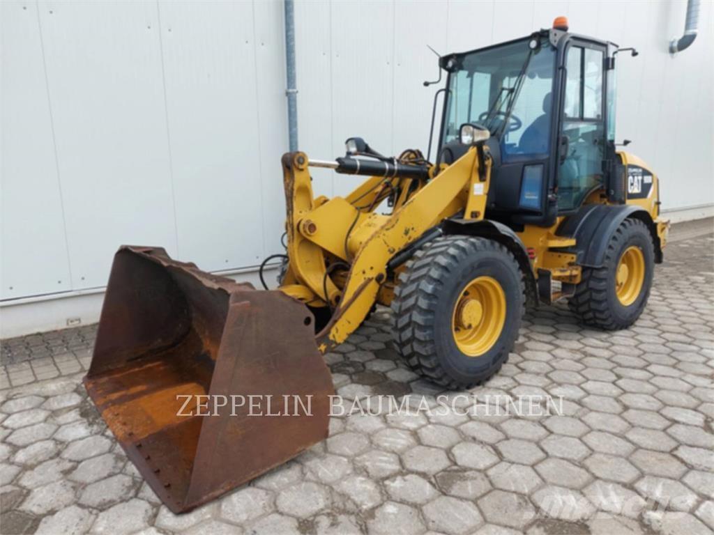 CAT 908M Radlader