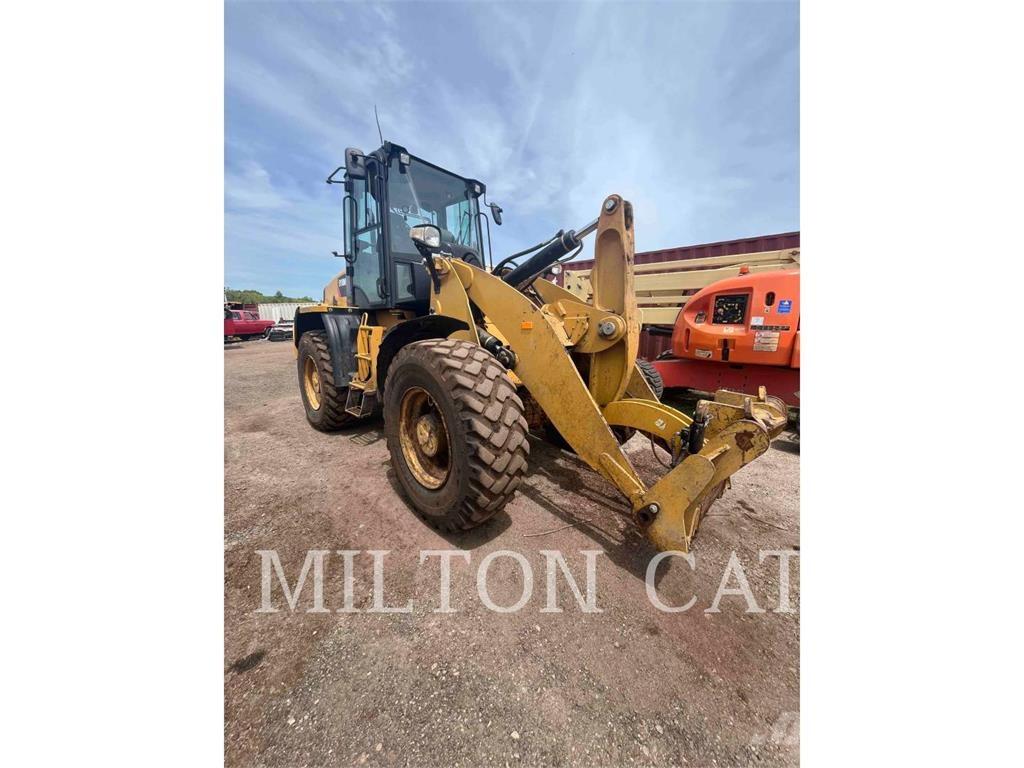 CAT 918M Radlader