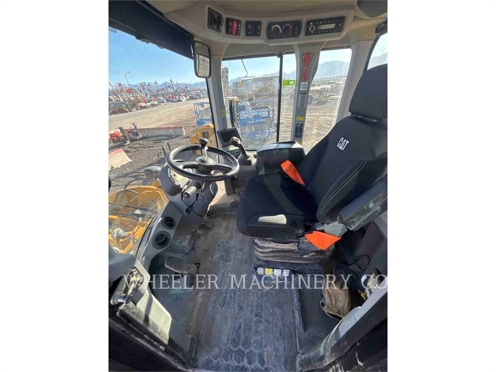 CAT 926M QC Radlader