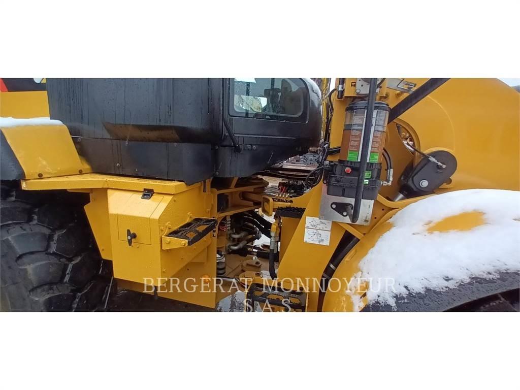 CAT 930M Radlader