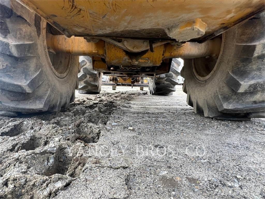 CAT 930M Radlader