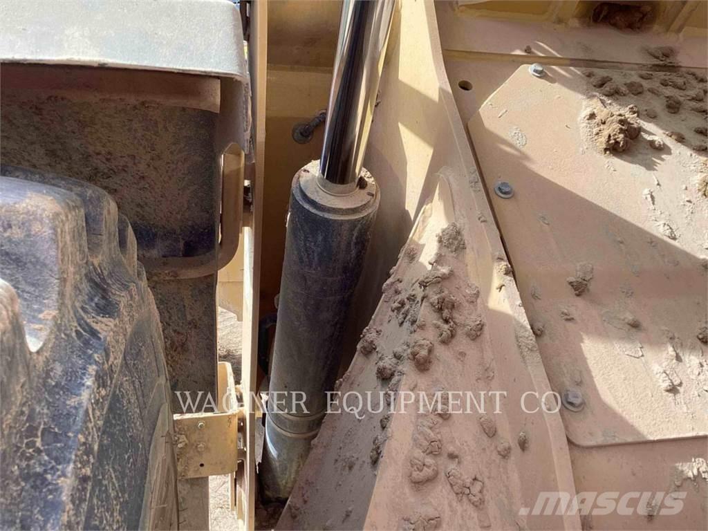 CAT 938M Radlader
