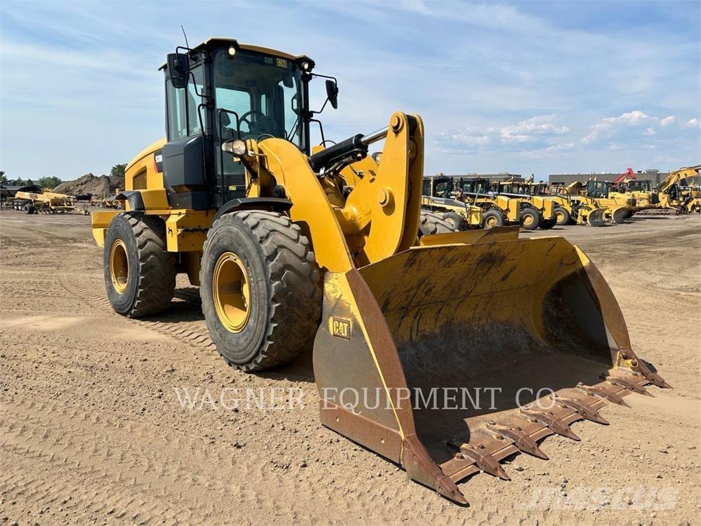 CAT 938M Radlader