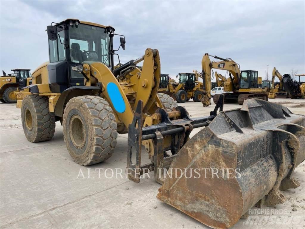 CAT 938M Radlader