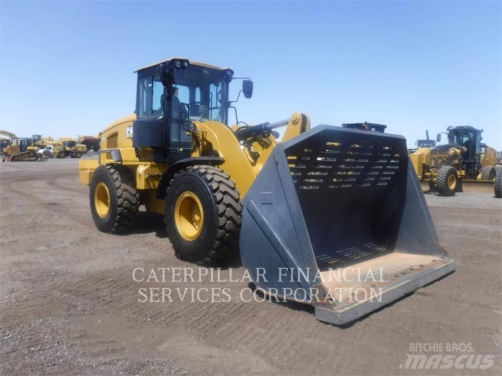 CAT 938M Radlader