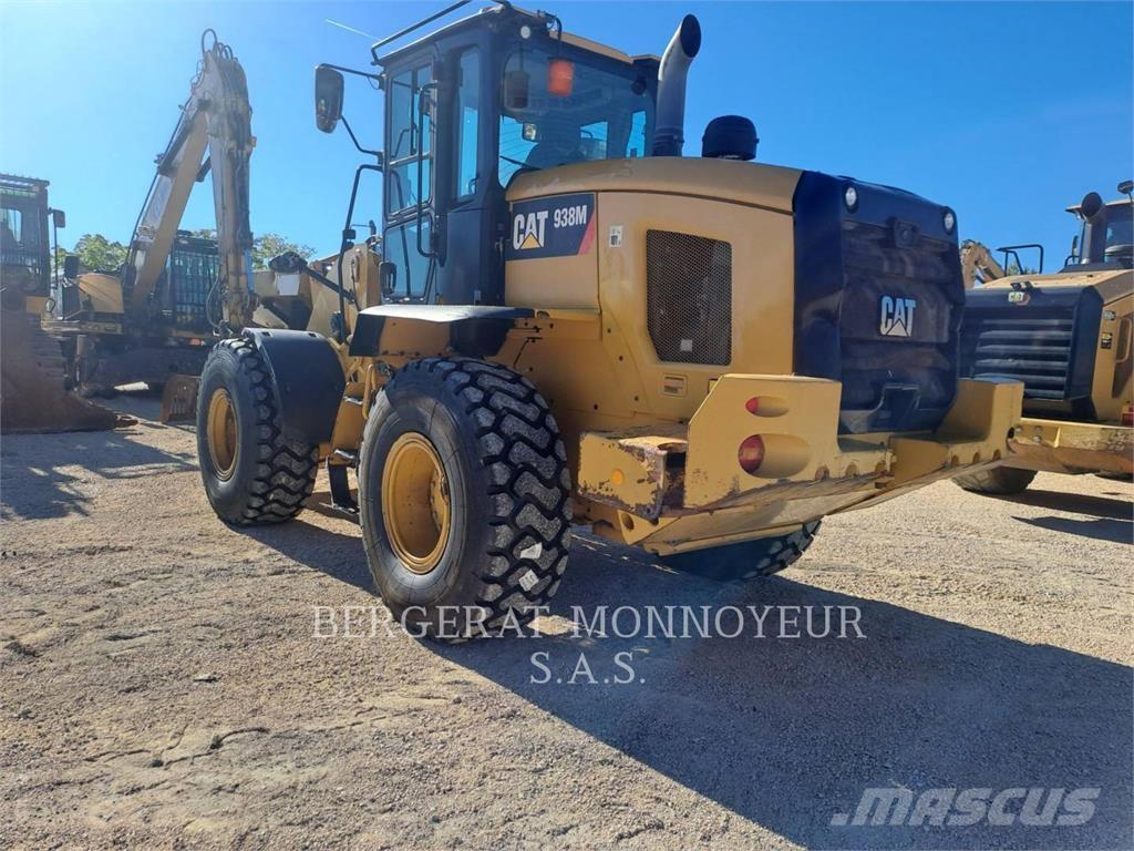 CAT 938M Radlader