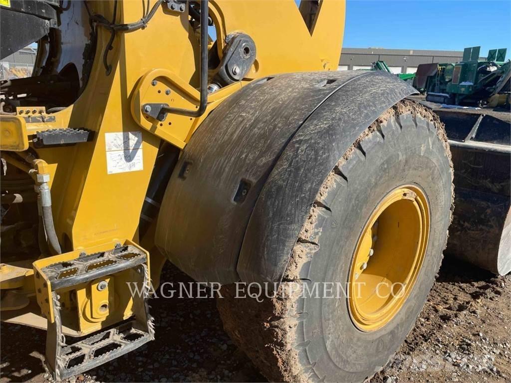 CAT 938M FC Radlader