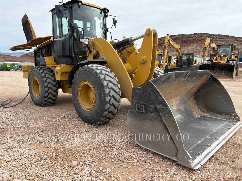 CAT 938M QC Radlader