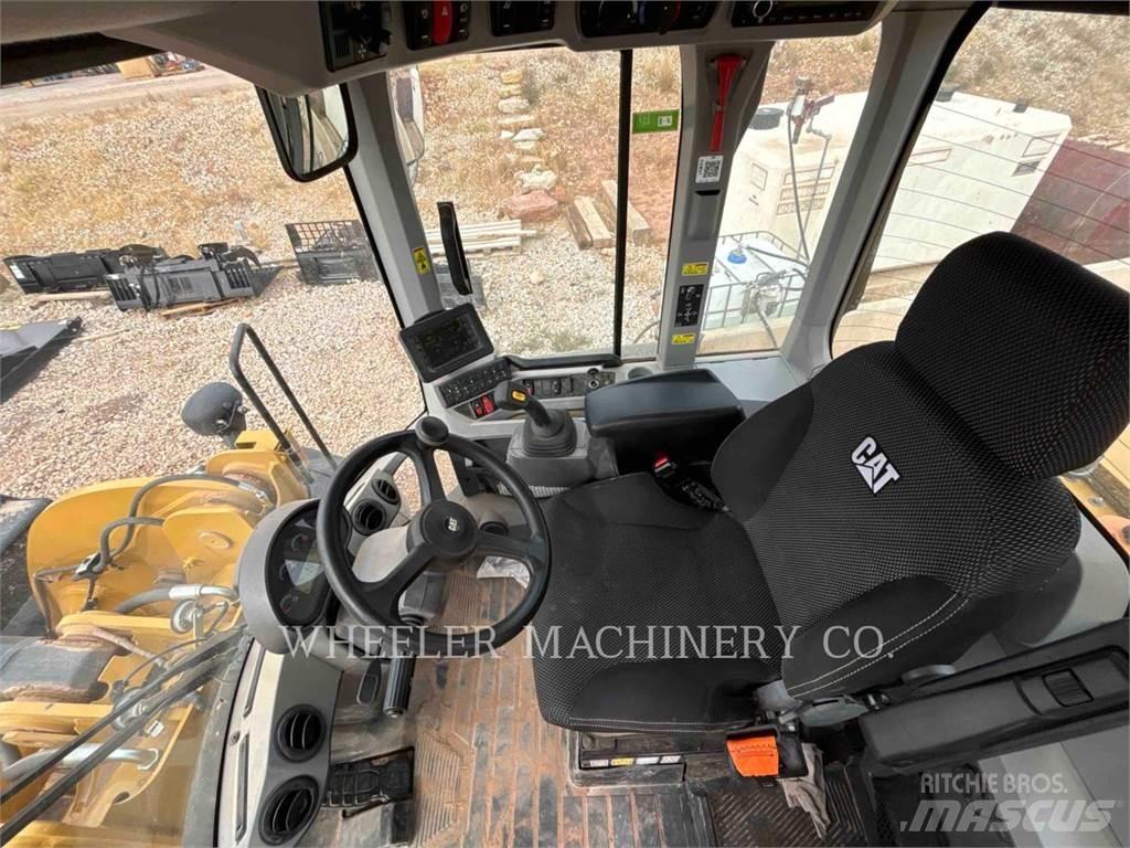 CAT 938M QC Radlader