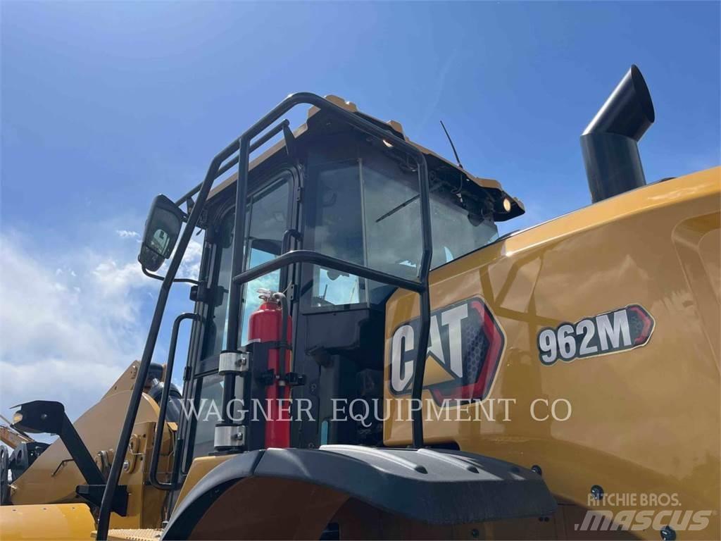 CAT 962M Radlader