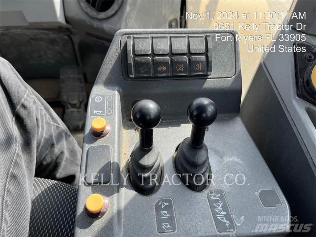CAT 966 Radlader