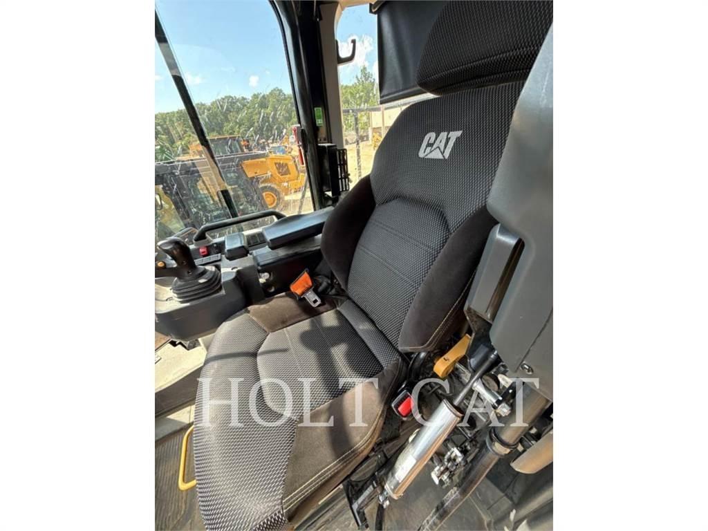 CAT 966 QC Radlader