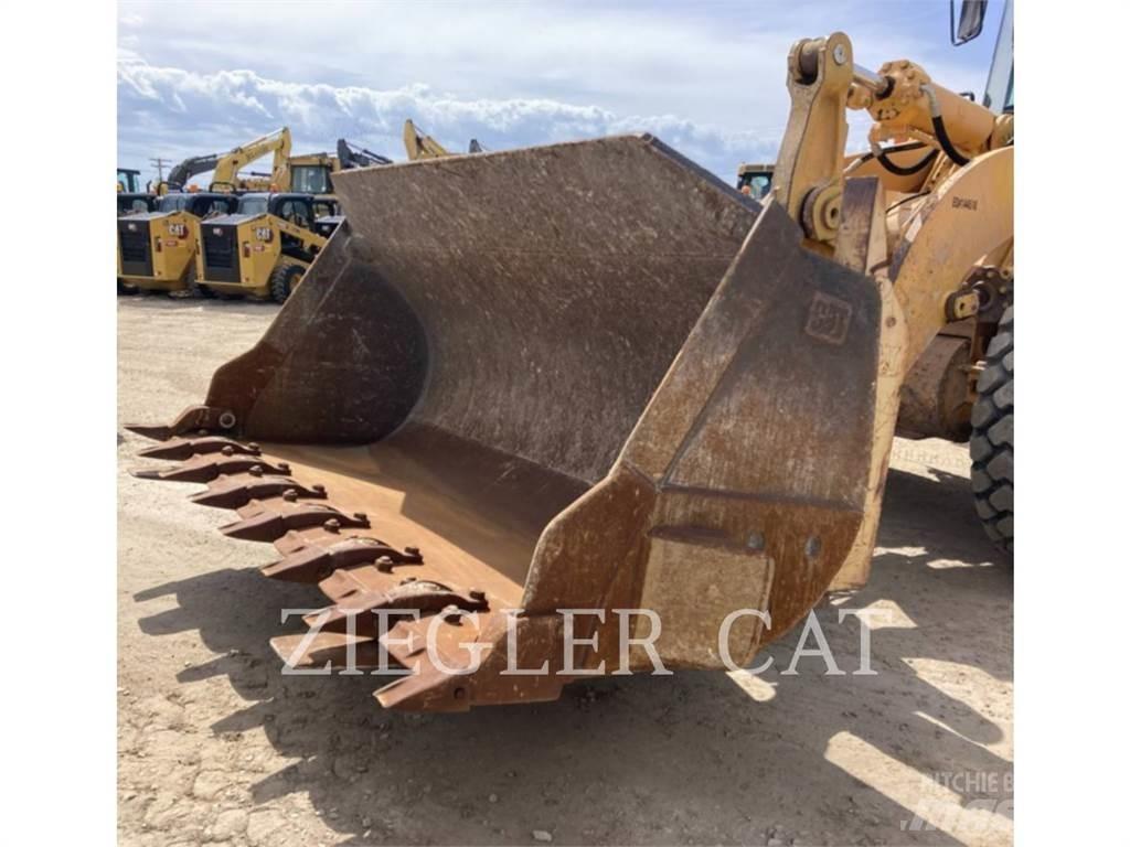CAT 966G Radlader