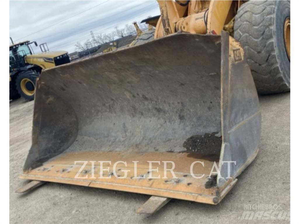 CAT 966G Radlader
