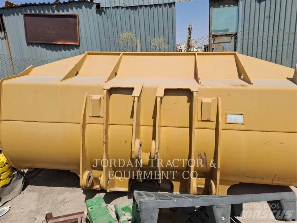 CAT 966H Schaufeln