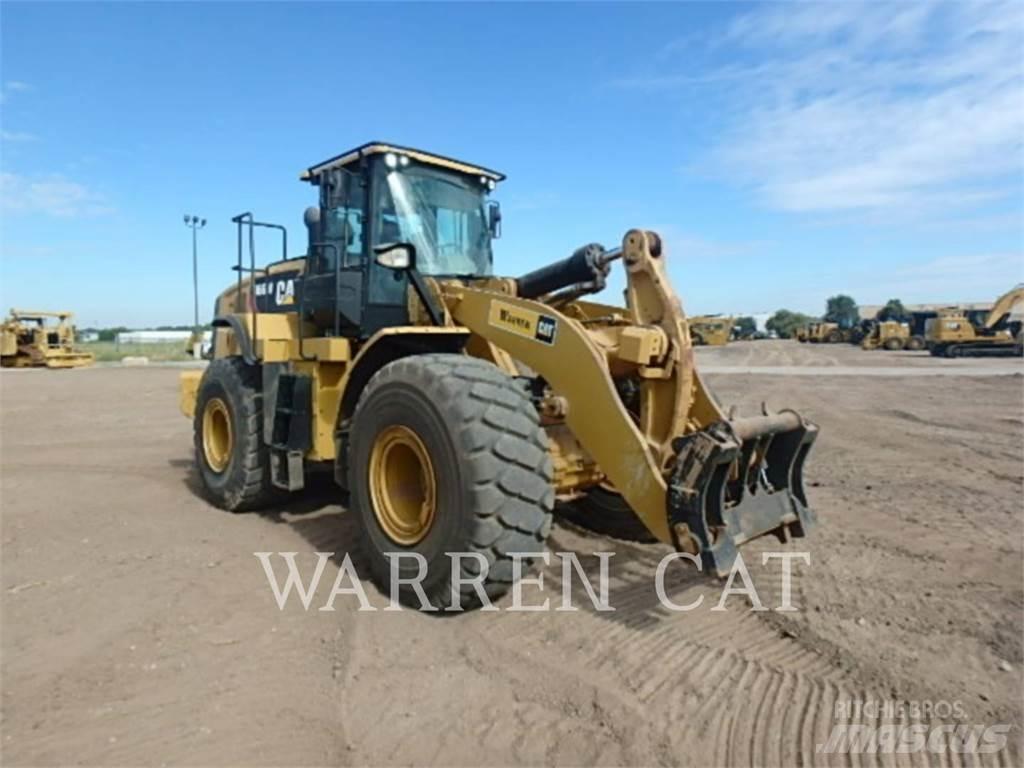 CAT 966M Radlader
