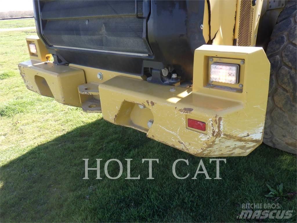 CAT 966M Radlader