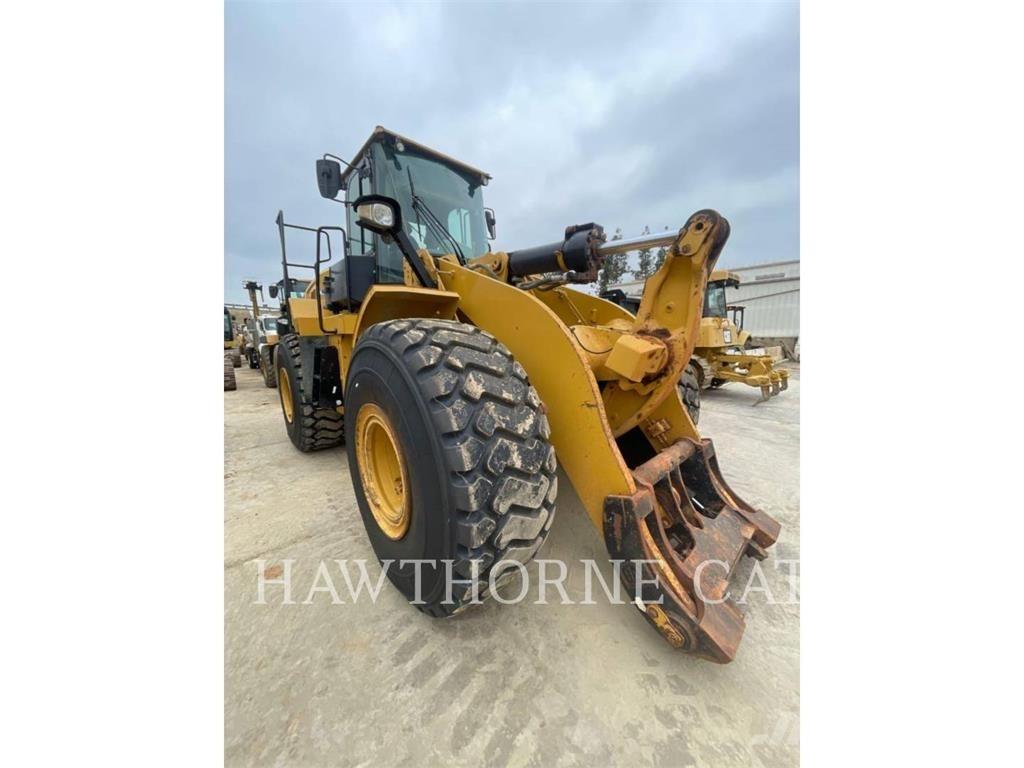CAT 966M Radlader
