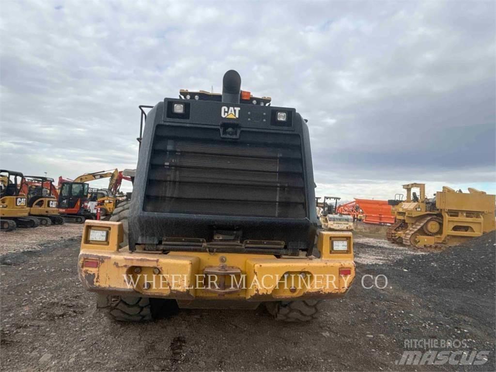 CAT 966M QC 3V Radlader