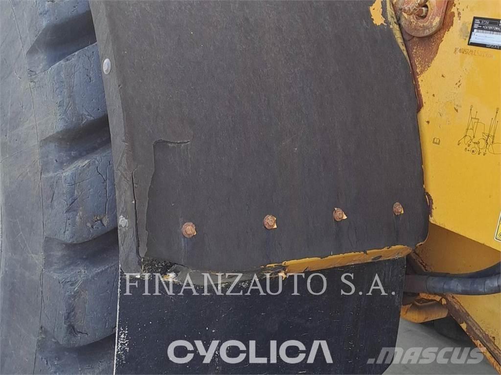 CAT 972M Radlader