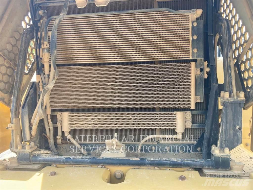 CAT 972M Radlader