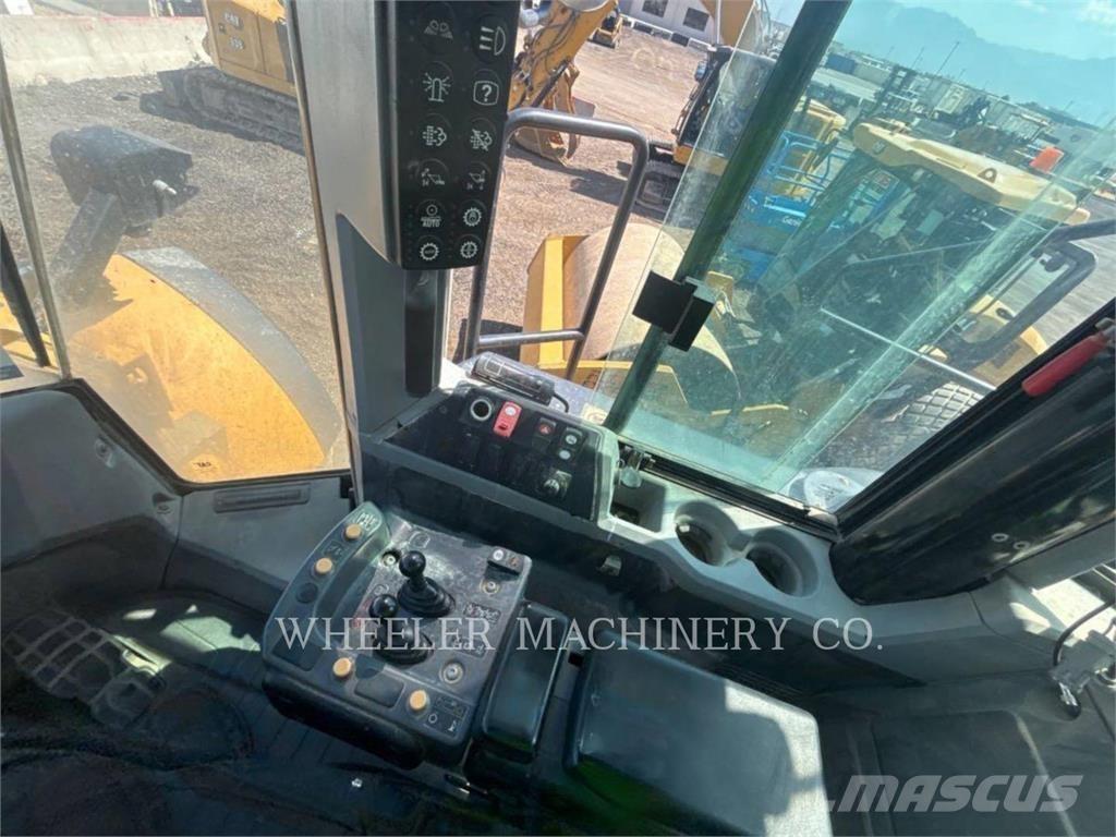 CAT 982M AOC Radlader