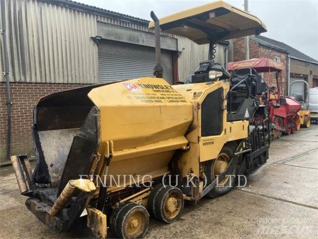 CAT AP300F Strassenfertiger