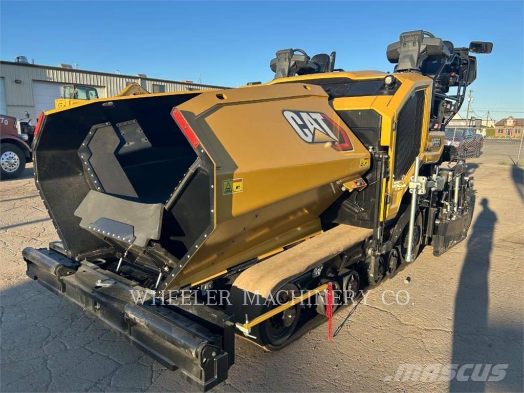 CAT AP555 Strassenfertiger