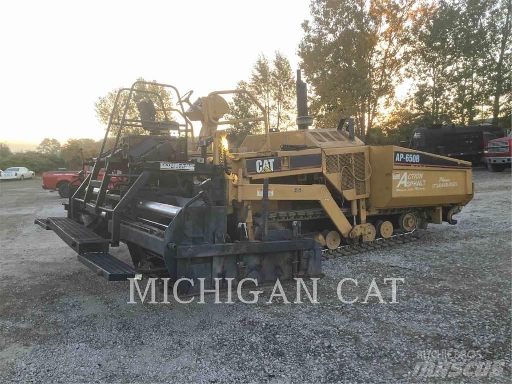 CAT AP650B Strassenfertiger