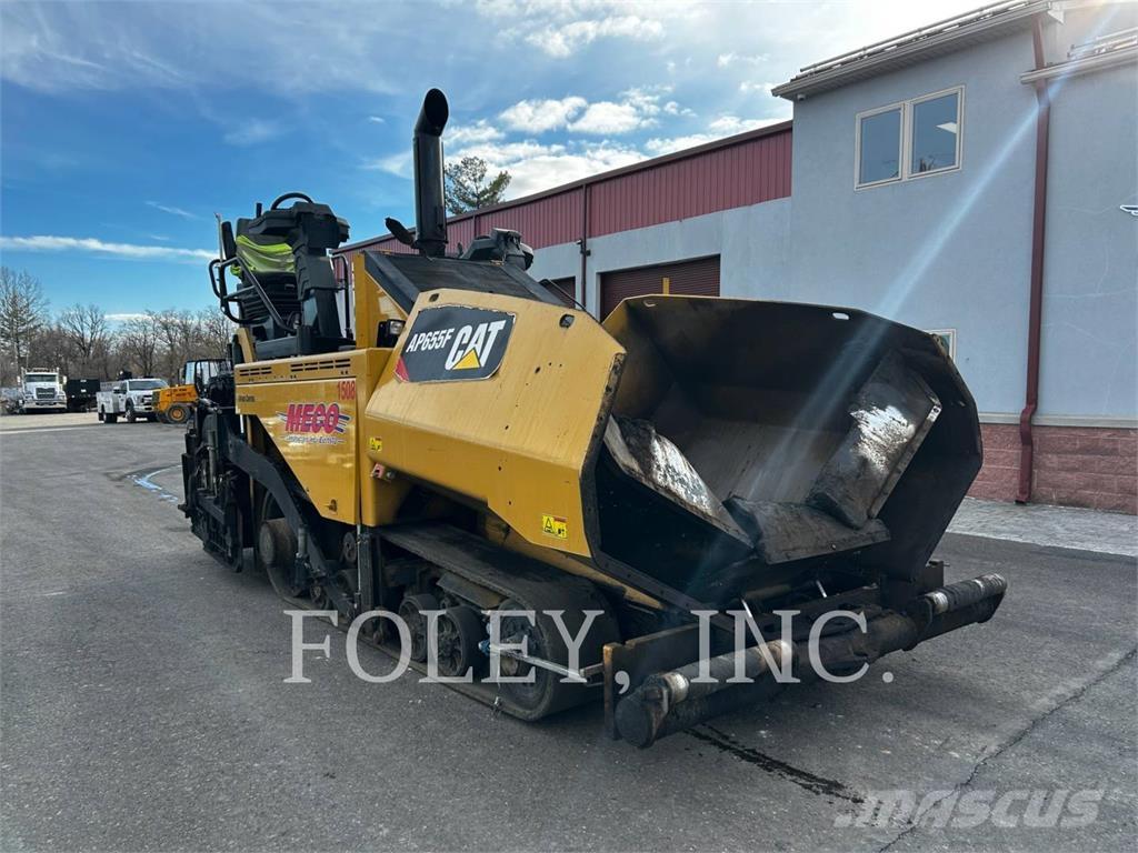 CAT AP655F Strassenfertiger