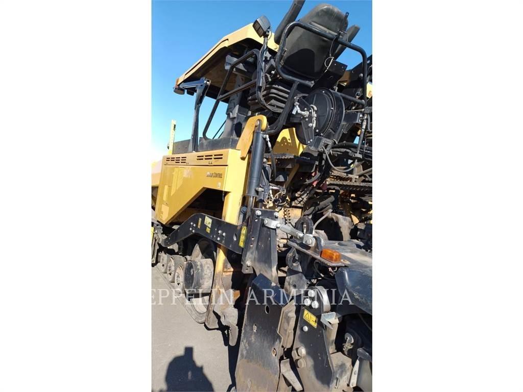 CAT AP655FLRC Strassenfertiger