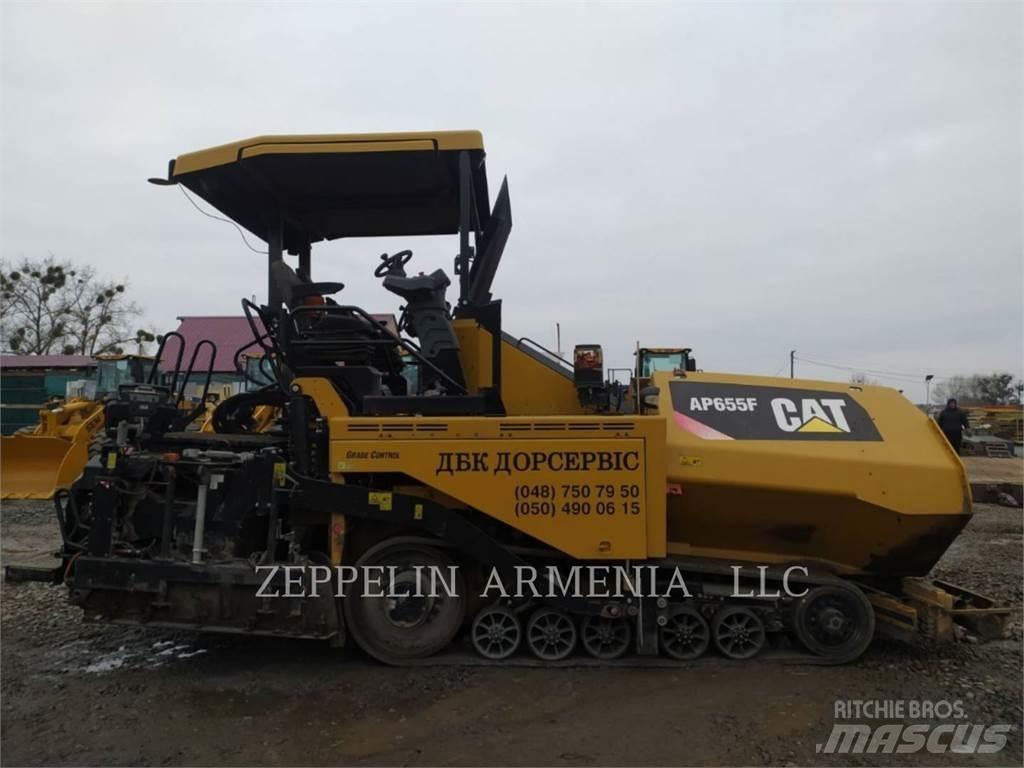 CAT AP655FLRC Strassenfertiger