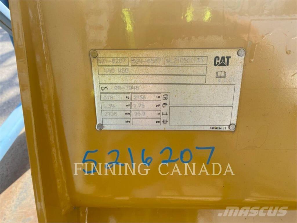 CAT BHL-BG-1.75 Schaufeln