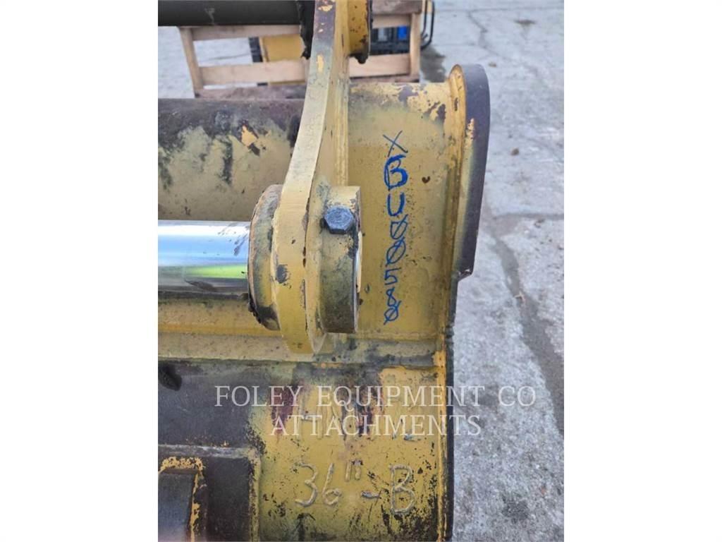 CAT BKHEXPB36 Raupenbagger