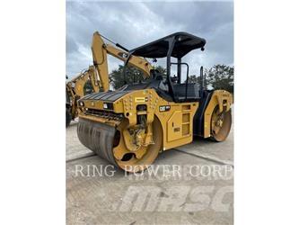 CAT CB13 Tandemwalzen